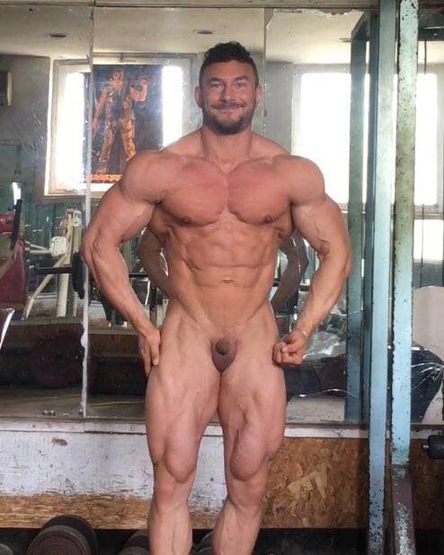 Unhung Heroes tweet media