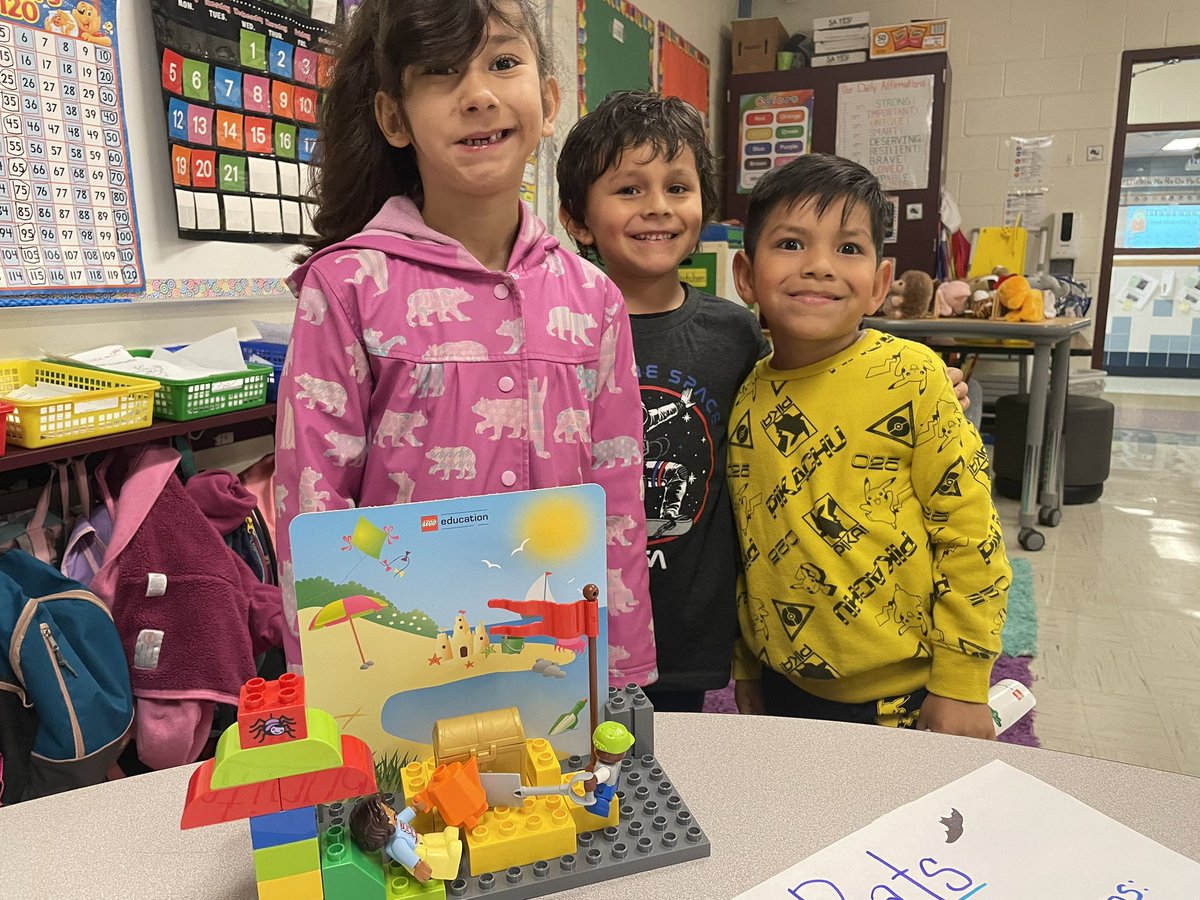 drpepperteach's tweet photo. My students created a setting using fairy tale legos during centers, next step is to record their stories in SeeSaw! https://t.co/eKDCqkn3s8