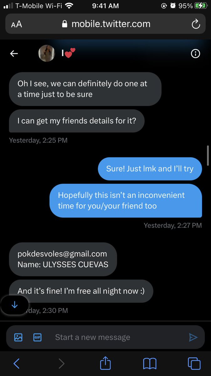 mishmewitdat's tweet photo. @usilleygoose @ISC25_ a scammer !! Agreed to PayPal G&amp;S at IsabelJoc92@gmail.com, sent screen recording for Sec c115 Row 10 Seat 21-22 but PP didn’t work. Asked for money to be zelled to her friend at
pokdesvoles@gmail.com, Name: ULYSSES CUEVAS !! No longer replying https://t.co/XHlzYsxo6Y