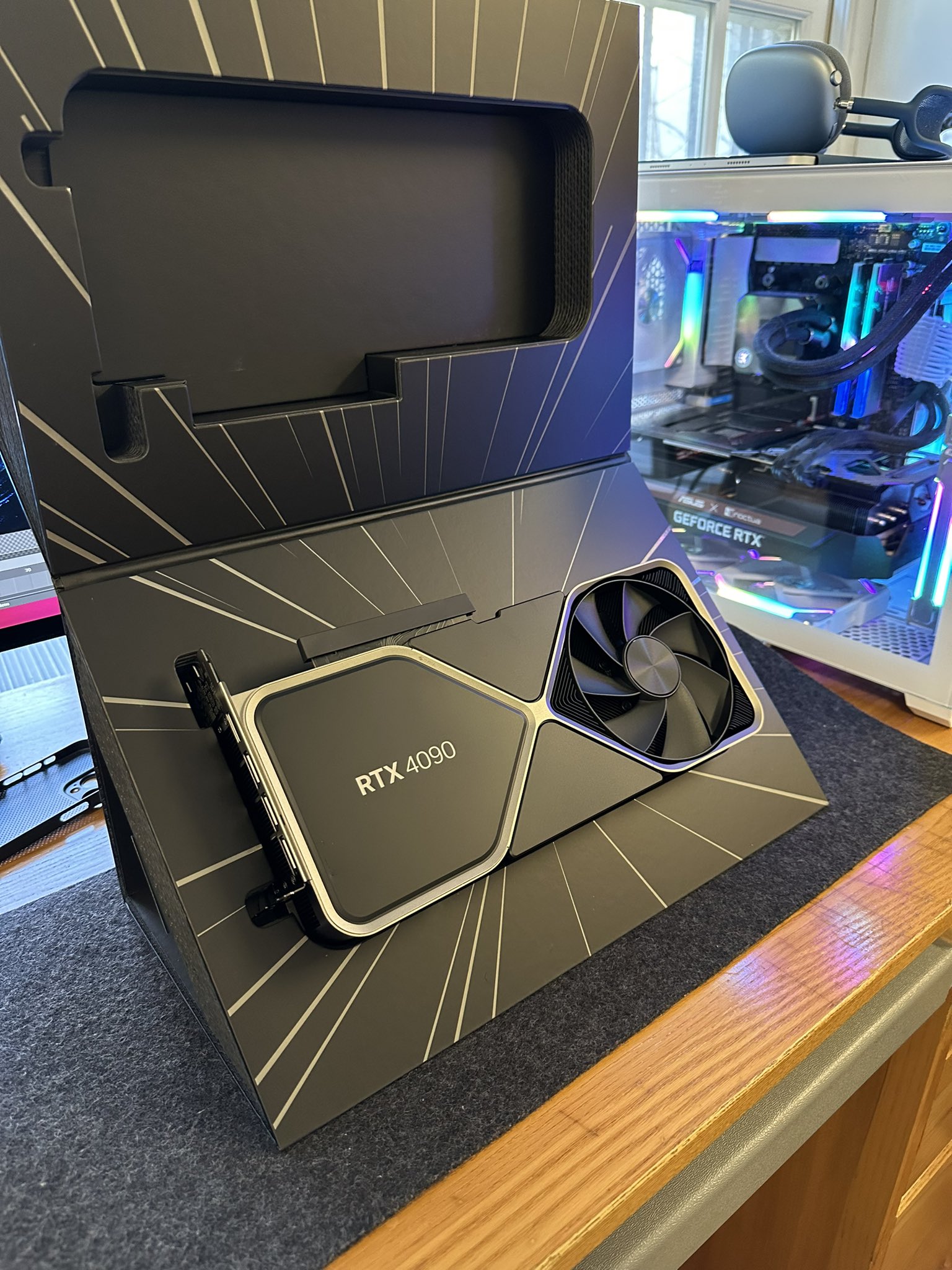 Ian Zelbo on Twitter "Stay tuned 👀 https//t.co/YRHkhM0NMr" / Twitter