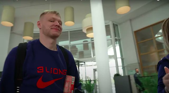 afcbinks's tweet image. When you see title contenders Manchester United 19 points away during the international break