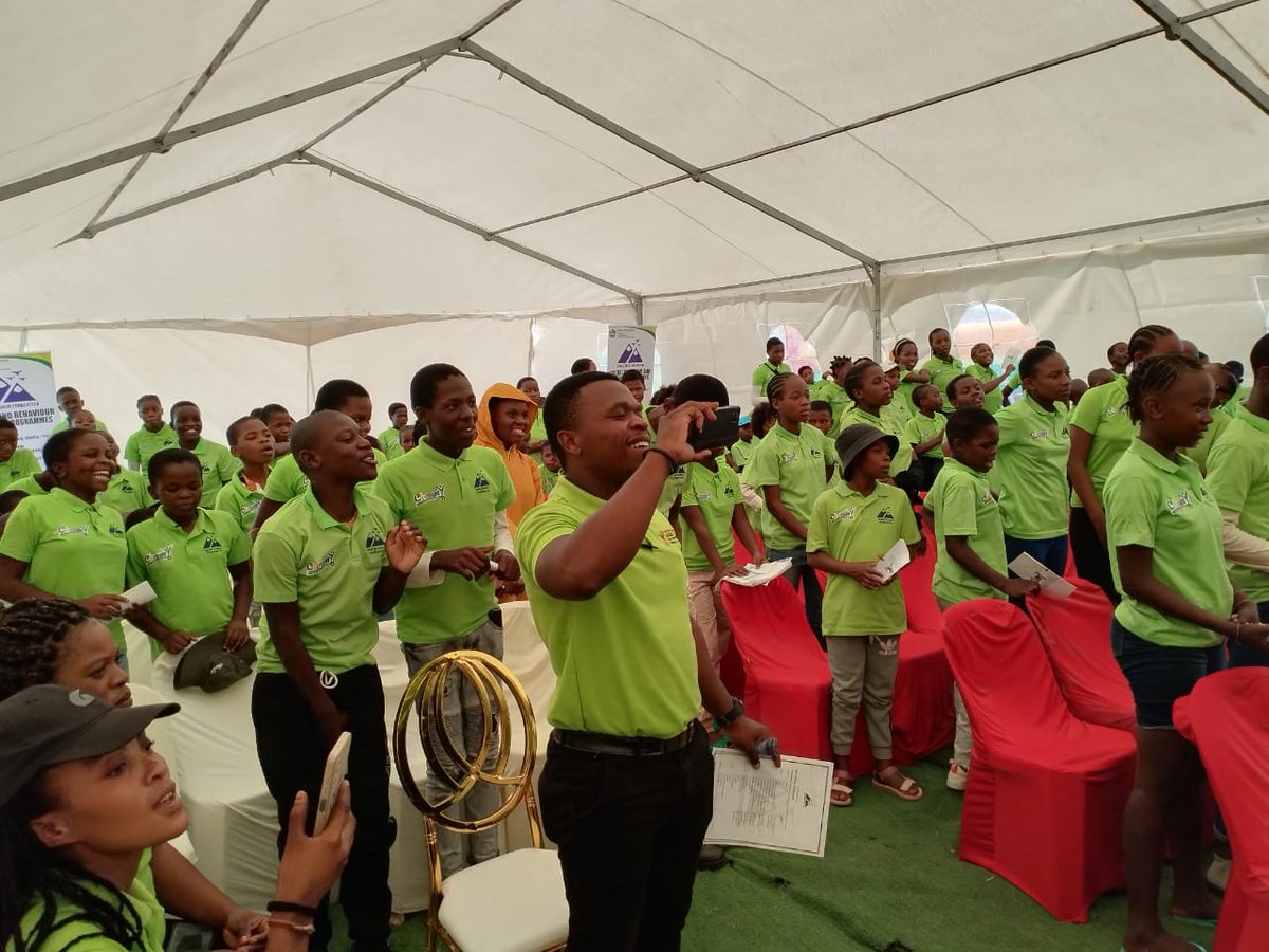 RadioKhwezi photo