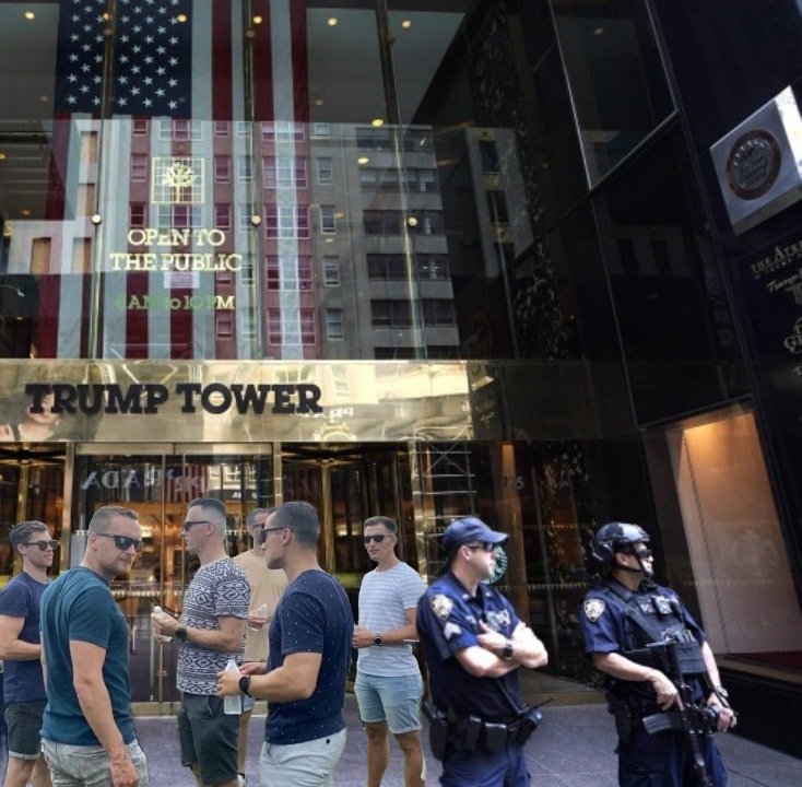 I'm outside Trump Tower...not a joke, there are more <a href="/FBI/">FBI</a> here than police.