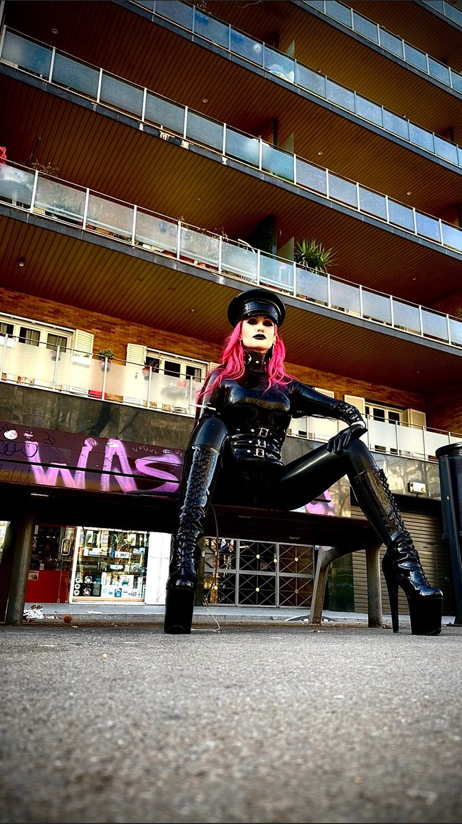 Mistress Andrómeda on Twitter "Sin City http //mistressandromedax.es