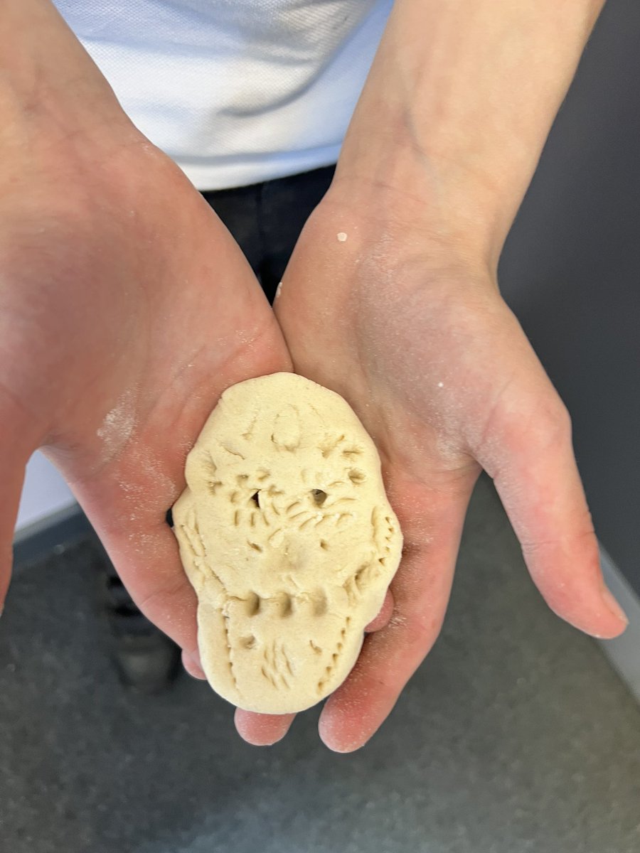 OPA_Darfield's tweet photo. Year 5 are experimenting with moulding and carving in preparation for their sugar skull final pieces this afternoon! I love the care and attention they have shown in their carving! #TeamOPAD #OPAArt https://t.co/ydbLYRZoZ1