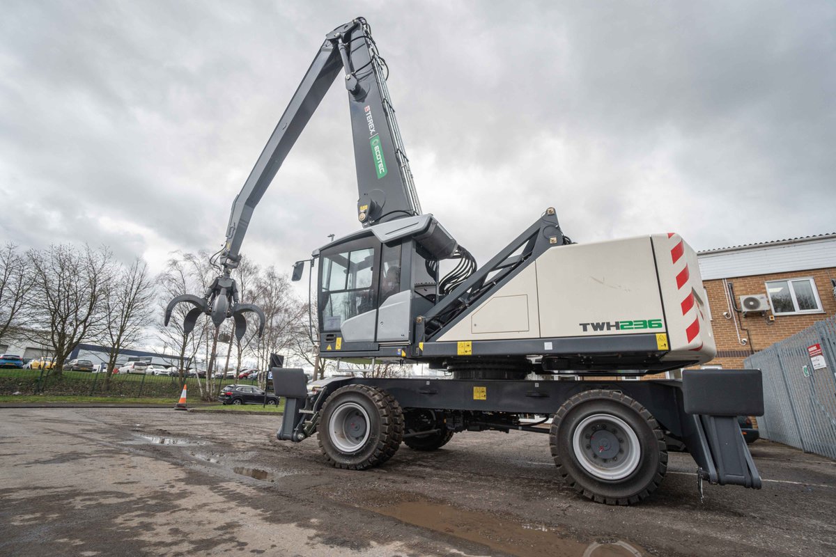 warwickward's tweet photo. The @TerexEcotec TWH236 Handler - new /unused! 🥇
Ready now for immediate delivery ✅
Available to buy, lease or for long-term hire at very competitive rates 👀
Interested in knowing more???
Contact us today 📞
#TerexEcotec #WasteHandler #TWH236 #MaterialHandling #INSTOCK https://t.co/2fKiAj86vP