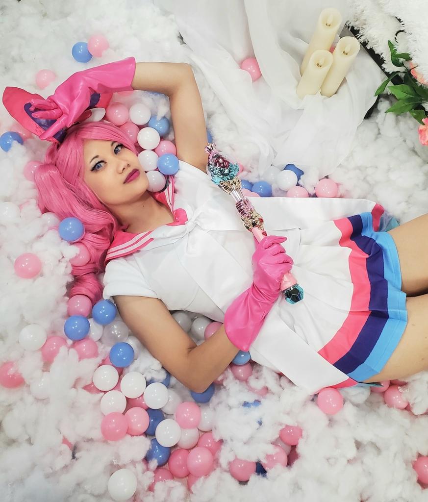 fantasy_kat's tweet photo. All you need is love 💖. 
#SailorSylveon #Sylveon #cosplay #Eeveelution #FairyType #MagicalGirl https://t.co/FPOVY2V6sz