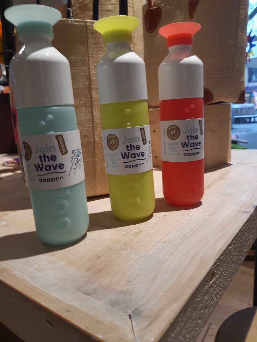 WWvenray's tweet photo. Ook de drie nieuwe kleuren #Doppers nu in onze #Wereldwinkel aan de Bleek te koop! https://t.co/RBs1Qq6WPg