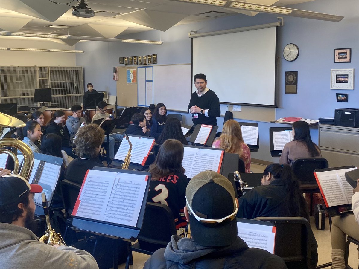Thank you Dr. Eric Melley from Providence College for coming in to work with the students in Canton today! Lots of fresh ideas to work on!

Big thanks to <a href="/MusicCountsCtn/">MusicCounts!</a> for sponsoring the visit! 

<a href="/CantonMAHS/">Canton High School</a> <a href="/Canton_Super/">Derek Folan</a> <a href="/ecmelley/">Eric Melley</a> <a href="/ProvidenceCol/">Providence College</a> <a href="/bt_trombone/">Brian Thomas</a>