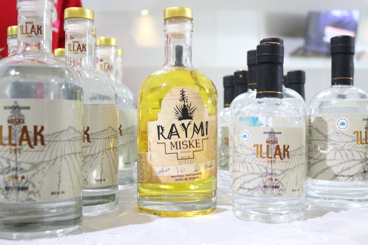 Produccion_Ecu's tweet photo. 🍹🇪🇨🙌El #Miske obtiene su Denominación de Origen, convirtiéndose en el 7mo producto del país con esta certificación, un logro de la Asociación de las Cadenas Productivas del Penco y la Cabuya del Ecuador, para ratificar a esta bebida como originaria del corredor interandino. https://t.co/kQvM5rknfe