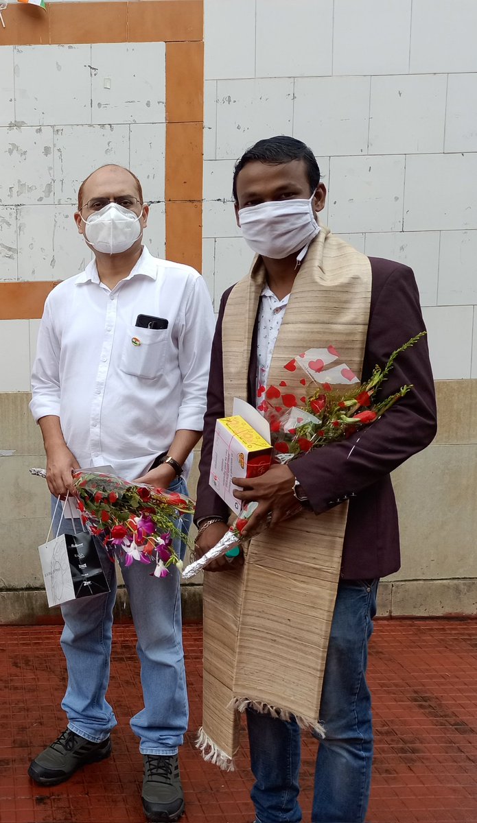 Krushna_chsahu's tweet photo. Heartily congratulations to Prof. Rohan Dhiman sir who was serving as the interim Registrar, is today appointed as the full time Registrar of our esteemed institution.
#Congratulations #nitrkl #newregistrar #nonteachinghead #filephoto #workingtogether #newjourney #bestwishes https://t.co/th3jyAtQl1