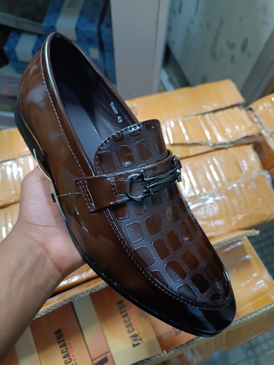 Fishwear2020's tweet photo. 💖item-Wetlooks
💖size- 40-45
💖price -ksh.2500
💖free delivery within Nairobi CBD and at an extra affordable cost across the country and World
💖0790554246 inbox for more info
💖Till no.5673003

#NOHANDSHAKE #SingleKiasi #DonaldTrump #safaricom #MondayandThursday #ramaphosa https://t.co/FMUiaSAcn4
