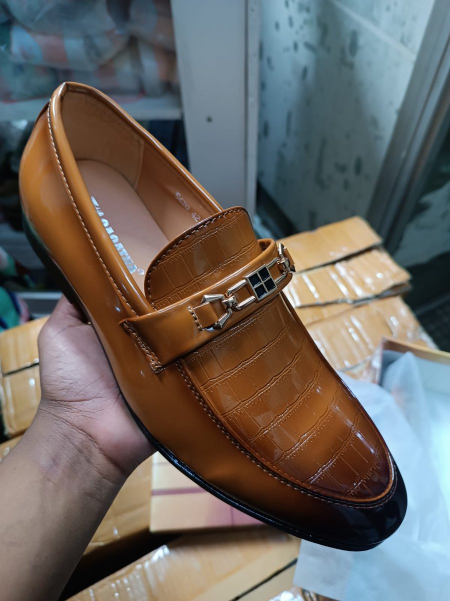 Fishwear2020's tweet photo. 💖item-Wetlooks
💖size- 40-45
💖price -ksh.2500
💖free delivery within Nairobi CBD and at an extra affordable cost across the country and World
💖0790554246 inbox for more info
💖Till no.5673003

#NOHANDSHAKE #SingleKiasi #DonaldTrump #safaricom #MondayandThursday #ramaphosa https://t.co/FMUiaSAcn4