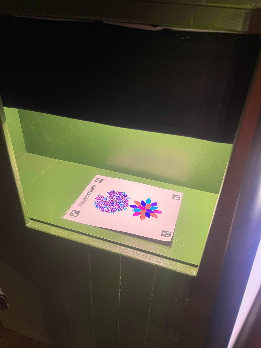 Becton’s Digital Art Club and Art 1/2 students had so much fun at Monet’s Garden Immersive Experience. Students were able to design water lillies and scan them to add to Monet’s pond! #DigitalArt