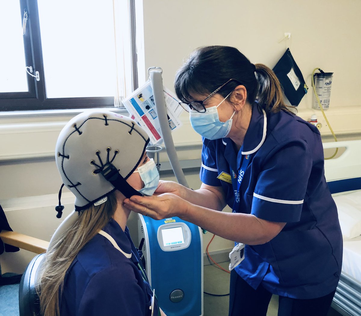 AJPSCUK's tweet photo. Chuffed to bits with the results and efforts from the oncology team at Queens Burton Hospital during this afternoons @scalpcooling training session @UHDBTrust - well done guys ππΎπ #changingthefaceofcancer #capfitting #paxmancap https://t.co/bryI9EVLq5