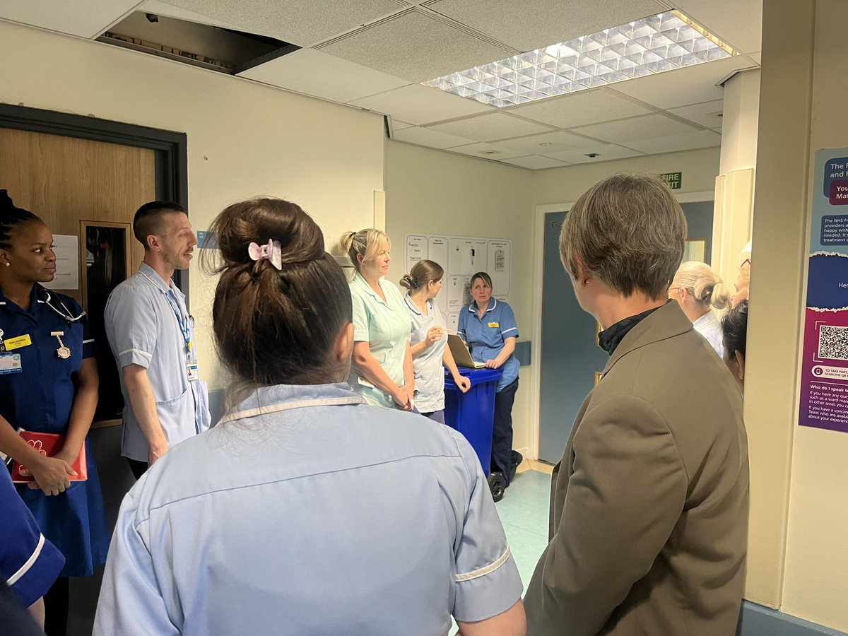 Great to see the QI huddle board in action today on Primrose ward! Staff dedicated to making improvements in their area! Looking forward to the next one! #Walsallandproud #safematernitycare