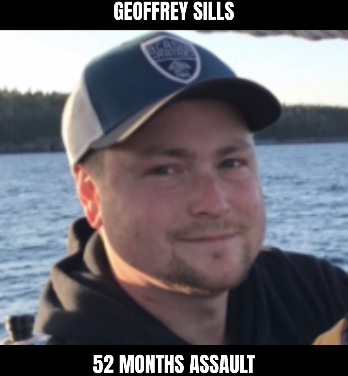 Laurieluvsmolly's tweet photo. 🚨JUST ANNOUNCED-#MAGACult Geoffrey Sills, 30, gets 52 mos for violently assaulting police during the J6th Insurrection. Sills, threw a pole, flashed a strobe light and repeatedly beat police w/baton. Sills blames former President Trump. 
#NeverForgetJanuary6th #TrumpArrest https://t.co/rrpq8nElVN