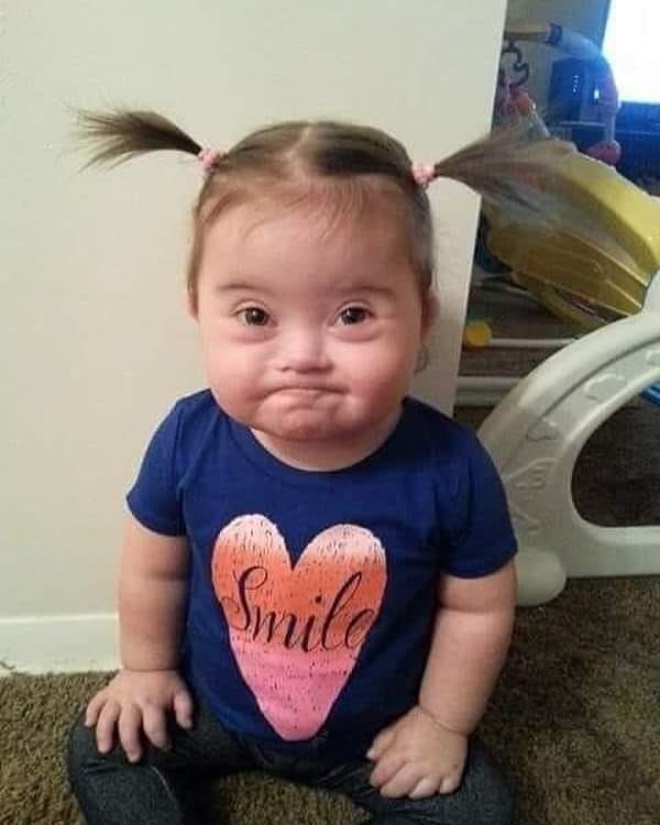 21 de marzo Día Mundial Del  Síndrome De Down. 
Todos iguales, 
Todos Diferentes.