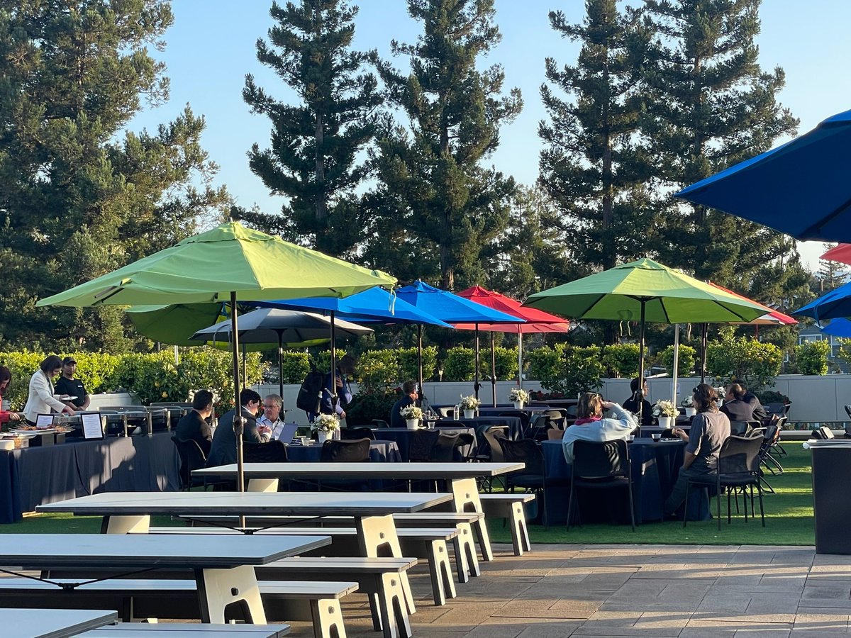 SeaChangeTalent's tweet photo. Amidst the turbulence, both in the atmosphere and in the industry, we found a brief respite to join together as a community at the Plug & Play Event. The weather was beautiful!☀️
#cleantech #climateevent #climatesolutions https://t.co/Pd882SVd9b