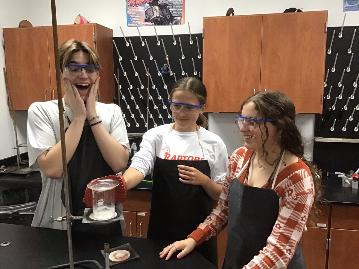 DoDEA_OTHS's tweet photo. Honors Chemistry students determined the #molarity #molality and #freezingpoint of a NaCl solution! #oths #scienceisfun #dodeagrants https://t.co/nh3isblktk