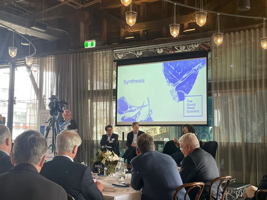 GOALSciences's tweet photo. #FoodSystemEvents #1: The Good Meat Summit (GMS) in Sydney, Australia: @ederer_peer from @GOALSciences presents & moderates.
The main purpose of GMS is to present the science surrounding meat production, incl the areas covered at the Dublin Summit on the Societal Role of Meat e.g #Diet, #Health , #sustainable environment, society, #economics, & culture; focusing the science presented in Dublin in an #aussie context.
To read more about the GMS follow this link: https://t.co/QVs6irZbaZ