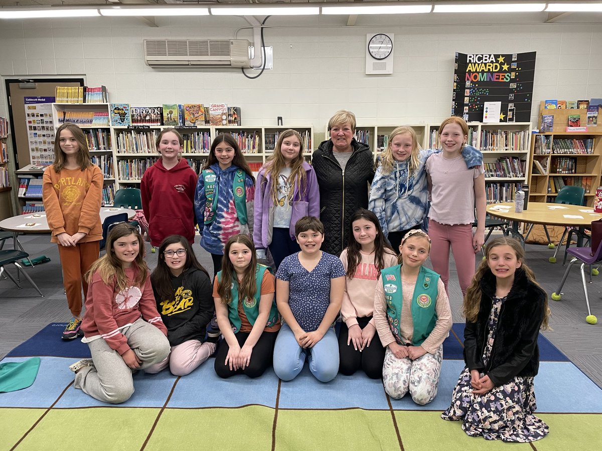 JulieCasimiroRI's tweet photo. What a pleasure to meet with the Forest Park Girl Scouts. I am looking forward to preparations for your next badge and our upcoming mock session. Looking forward to a lively debate! @girlscouts
@reneehughes 
#community
#nkstrong https://t.co/4bEghDVMYA