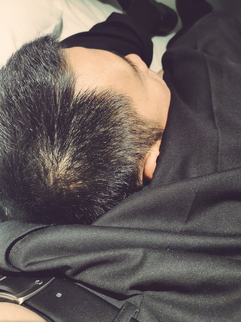 sin_clairs's tweet photo. 胯下… https://t.co/ZjTe4qsSK4