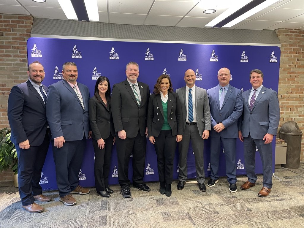AGSschools's tweet photo. The Career Center @BAISD offers fantastic CTE programs for the region's students, gaining the attention of those in Lansing. The Governor visited the Career Center and held a roundtable with students to discuss the Michigan Achievement Scholarship on Monday #WolverinesLead https://t.co/oT9edG8v2M