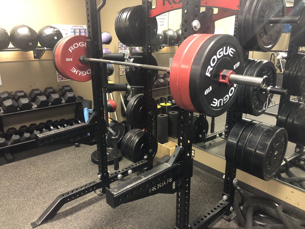 Robcat72's tweet photo. Back Squat. And maybe Iβll have some seed oil Sun Chips with my leftover steak at lunch.
#AlphaTwitter would not approve. https://t.co/aZ0rkLnbVr