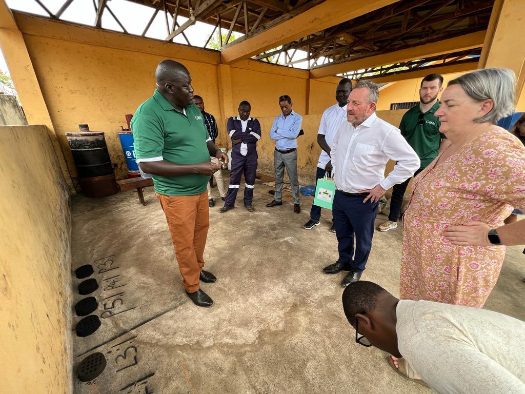 jerrybuttimer's tweet image. Attended @GOALIreland waste water treatment centre in Freetown.. brilliant partnership with @IrlEmbFreetown @Irish_Aid  water - share Ireland and Freetown city council