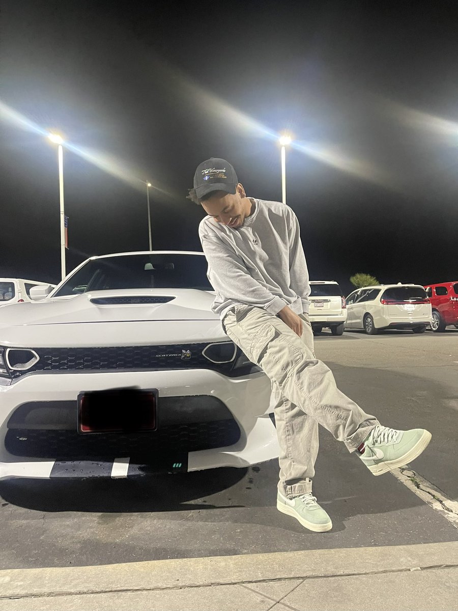 ForgetErik's tweet image. dreams come true🤝🏾