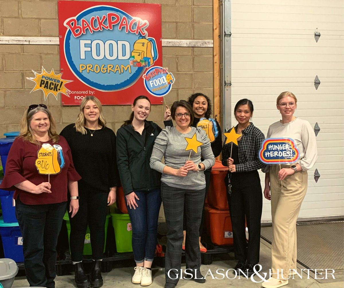 Gislason_Hunter's tweet photo. Yesterday, some of our staff volunteered their time at FOCP BackPack Food Program packing meal kits to be sent home with students who might otherwise go hungry over the weekend. They packed a total of 1,530 meals 🤯 positively impacting 306 students in the greater Mankato area! https://t.co/XVGU049Khq