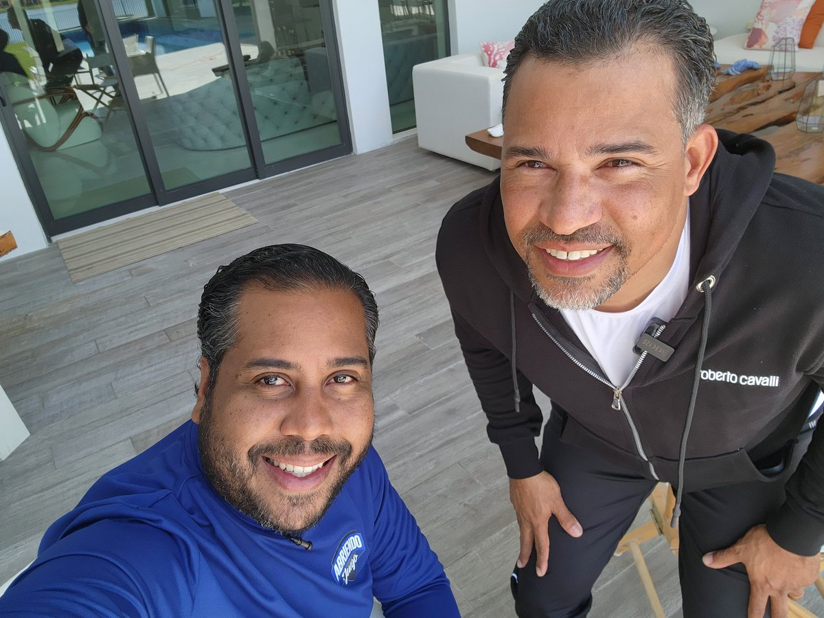 RicardoRod6's tweet photo. Y a ese, lo conocen? #AbriendoelPodcast https://t.co/M7HedeFEaK