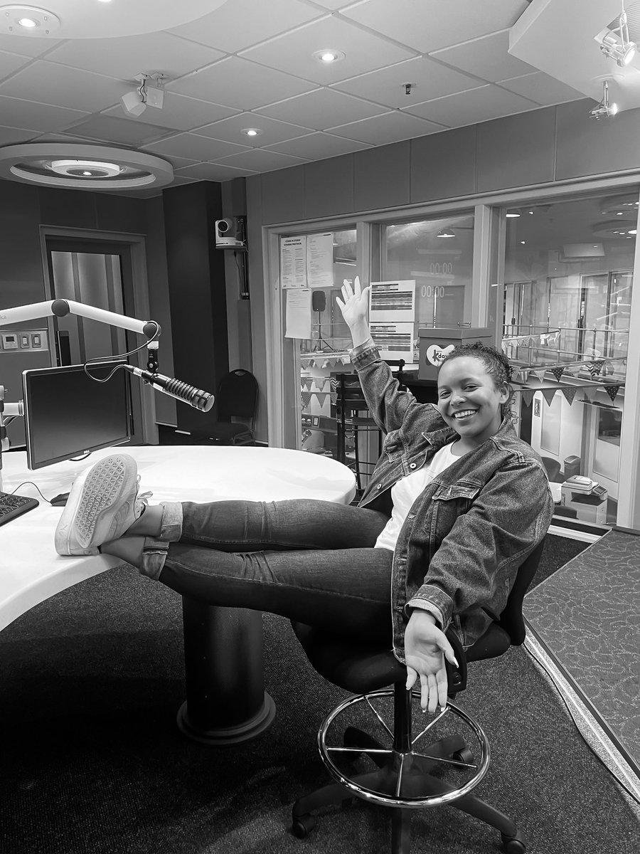 utehermanus tweet media