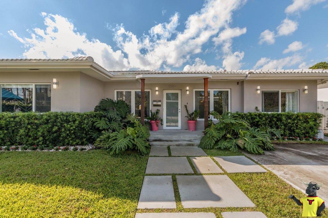 DelToroIns's tweet image. #InsuranceFact Home insurance generally covers damage due to fire, wind or snow, but it won’t cover floods or earthquakes. ❌  

#DelToroInsurance #insurance #insurancepolicy #insurancequote #insurancecompany #autoinsurance #homeinsurance #healthinsurance #rentersinsurance