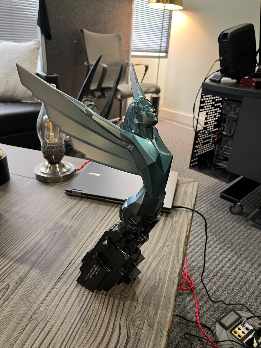 Gotta be honest, definitely the coolest looking award. Thx @geoffkeighley @thegameawards