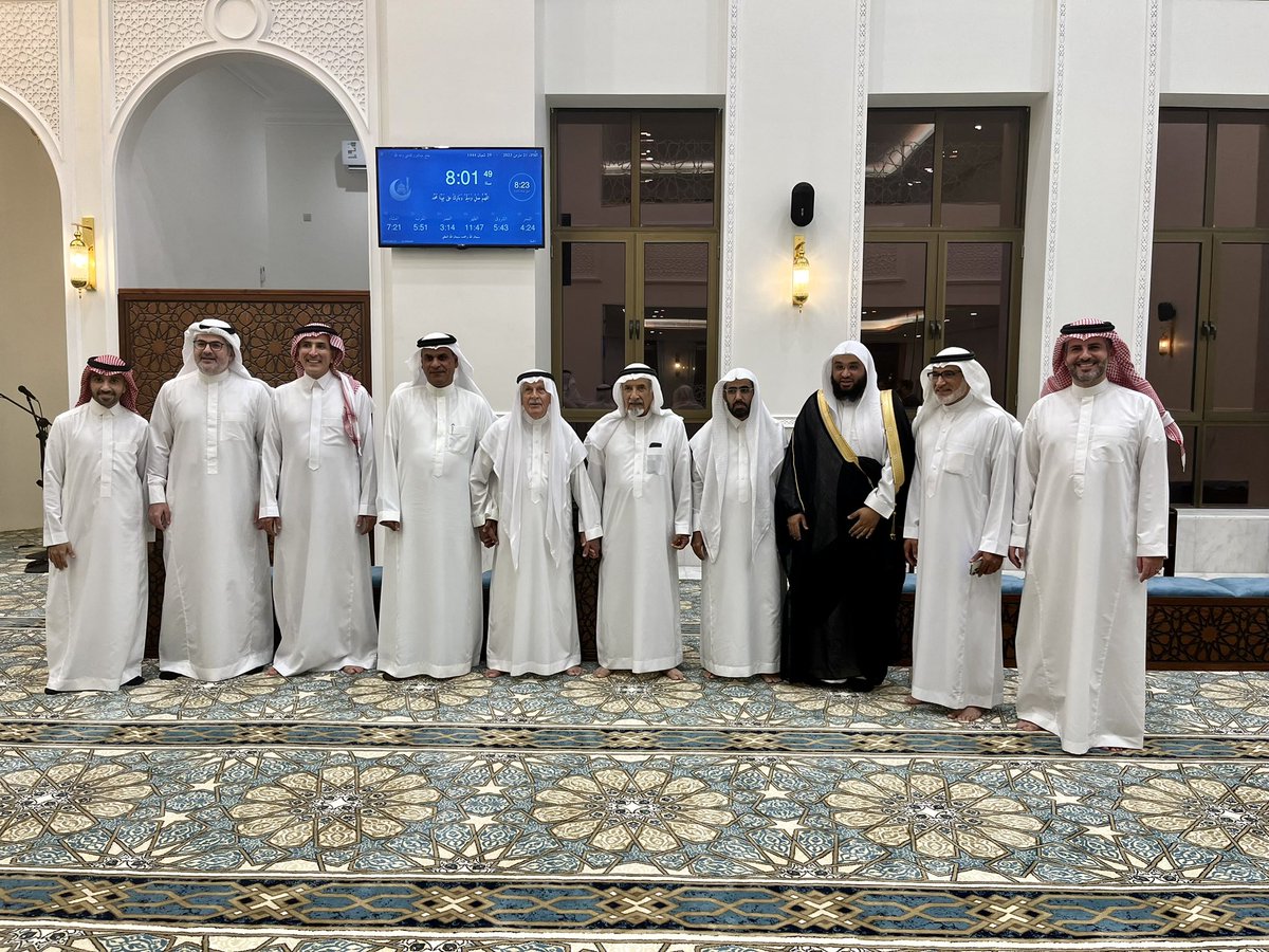 في هذه الليلة المباركة وقبيل دخول شهر رمضان المبارك، تم افتتاح جامع عمي أبو رياض #عبدالعزيز_القاضي رحمه الله وغفر له - في #الدمام راجياً الله أن يكون في ميزان أعماله وقرة عين له في قبره، وأن يكتبه من أعمال بر ذريته به. آمين 
maps.app.goo.gl/dSdBYFYRdHtosa…