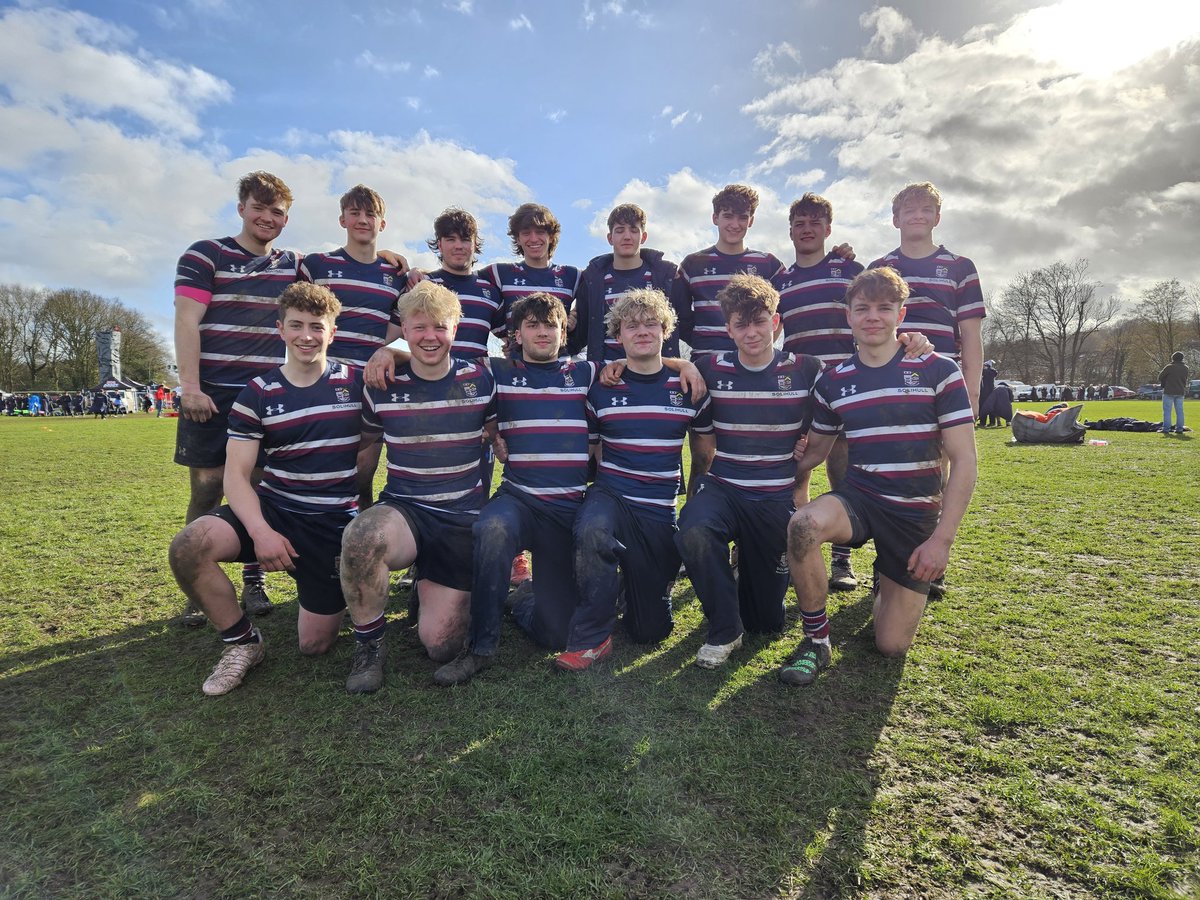 The 1st VII dream ended in the @RPNS7s quarter finals in a titanic match against @RugbySchool1567 who went on to lift the trophy. Plenty of positives and memories
#schoolboyrugby #sevens @solsch1560 #solschrugbyfamily @SolSchSixthForm @NextGenXV #proud #memories