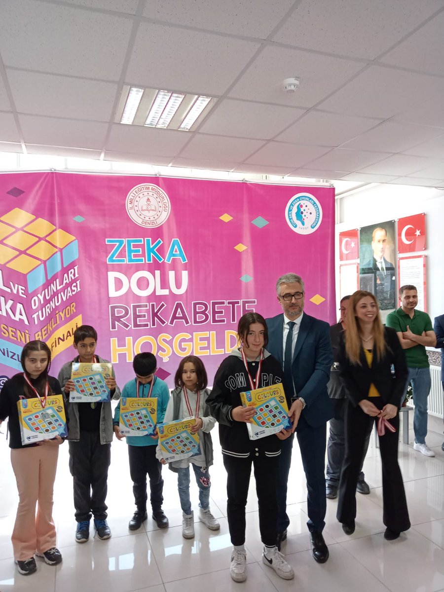 Akıl ve zeka oyunları il turnuvasında ilçemizi ve okulumuzu en güzel şekilde temsil eden ve dereceyle dönen öğrencilerimiz M.TEKİN, F.Z. TAHTAKIN ve öğretmenimiz Hüseyin TEKİN'i tebrik ederiz...
<a href="/kalemem20/">Kale İlçe Milli Eğitim Müdürlüğü</a>
<a href="/totak2066/">Nurettin TIKIM</a> 
<a href="/Huseyintekin200/">Hüseyin Tekin</a>
<a href="/AysegulGuzel11/">Aysegul Guzel-MEB</a>
<a href="/Bekirata20/">Bekir Ata</a>