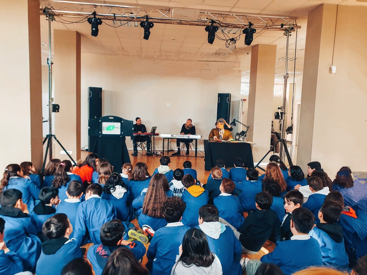 Dal 7 al 9 marzo abbiamo portato all'interno della rassegna #Papillons, organizzata a #RioneroinVulture da <a href="/_Vulcanica_/">Vulcanica Associazione Culturale</a>, lo spettacolo divulgativo "La straordinaria storia del Conte Hartig e dell'eterna farfalla", che unisce teatro d'attore, di figura e delle ombre e musica live.