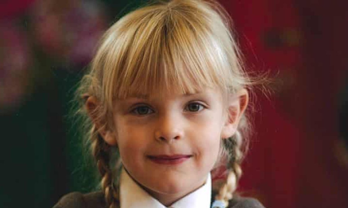 Three years ago, on the 22nd of March

Emily Jones aged 7, from Bolton, was horrifically murdered on Queen's Park, Bolton, on Mother's Day, in front of her loving parents

Please never ever forget little Emily

Sleep well beautiful Angel ❤ 🙏