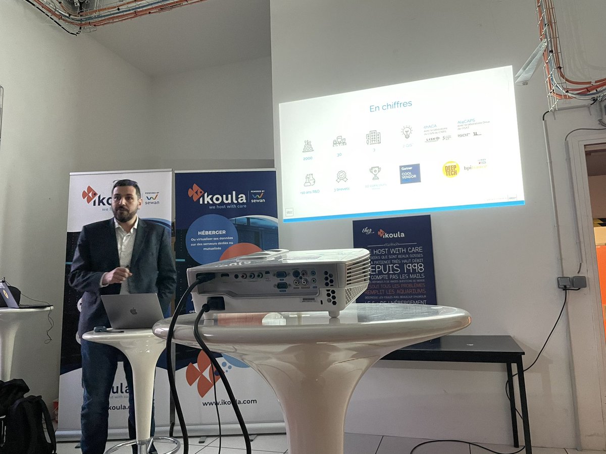 Sacrée Tech tweet media