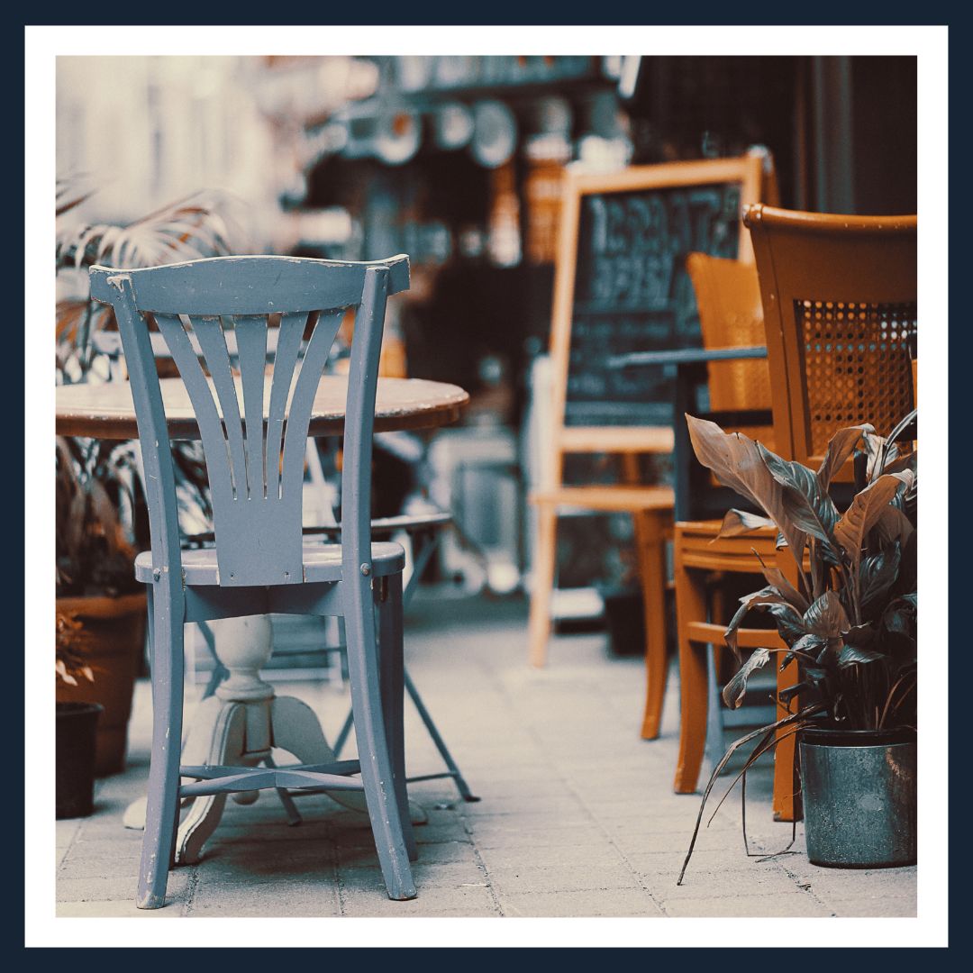 MuskokaChair's tweet photo. One of the best things about a cottage getaway is exploring the local food scene! Check out our top picks for nearby restaurants and cafes to visit during your stay.  

#cottagefood #localrestaurants #eatlocal #cottageeats #cottagelife  #muskoka #muskokarealestate #huntsville https://t.co/dHX3NjbZqM
