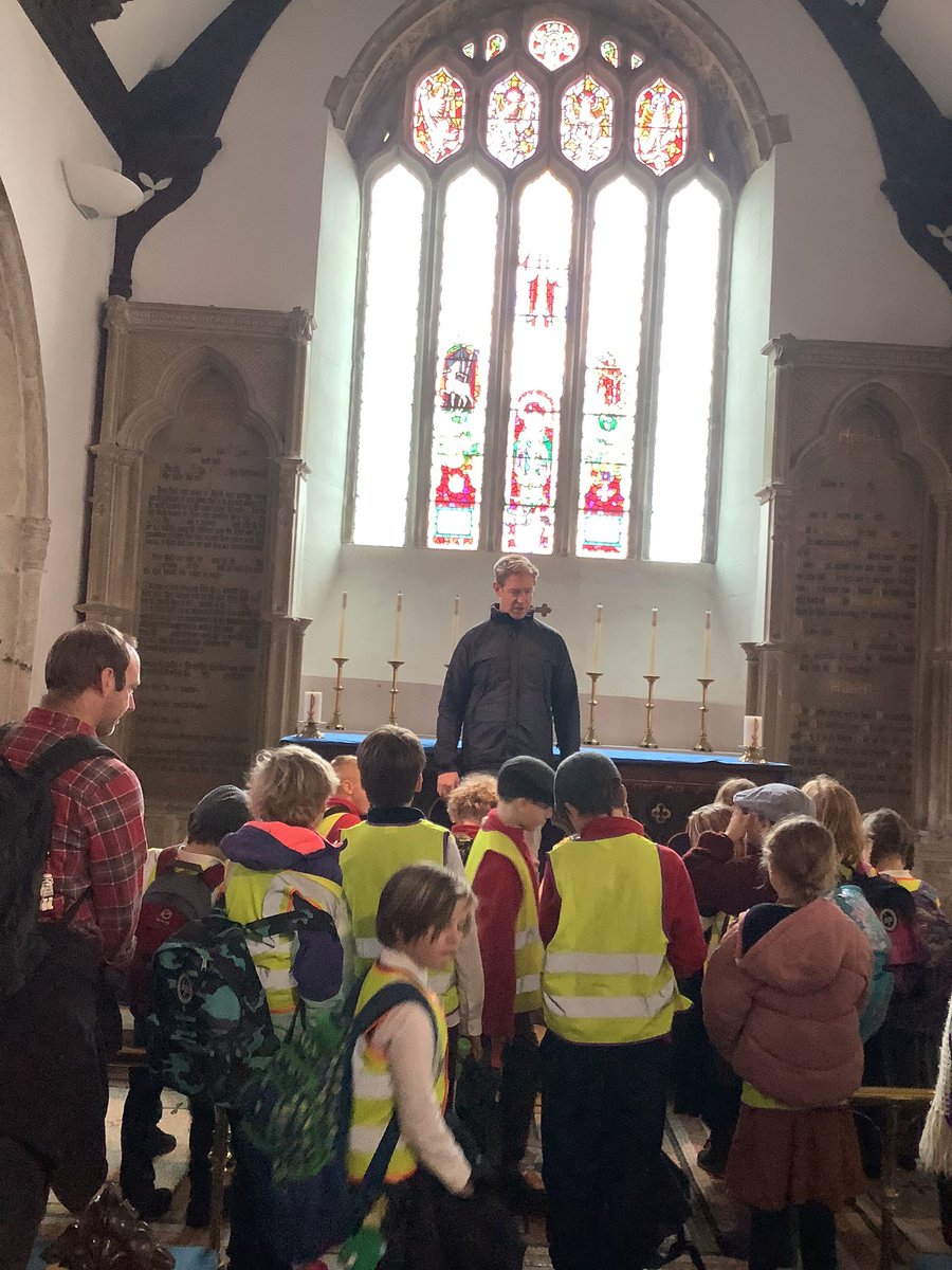 Starlings had a wonderful, jam packed day exploring Padstow with a focus on Victorian Padstow. We visited the museum, walked along the trail, had lunch in the church rooms, visited St Petroc’s Church and finally finished at the Harbour Hotel! Phew! What a day! @Kernow_Learning