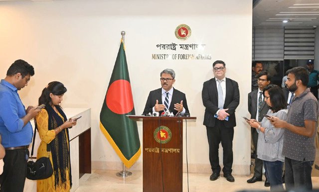 মার্কিন প্রতিবেদন নিয়ে ঢাকার প্রশ্ন