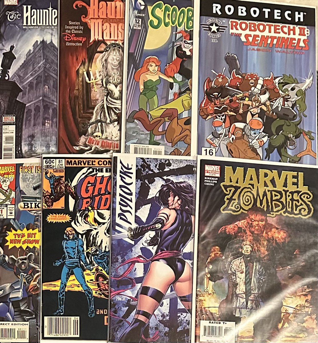 TMMackz's tweet image. Stock photo people are real people too. 

#choppingblock #comics