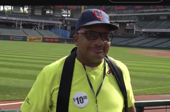 MrCleveland_216's tweet photo. Cleveland Sports in Photo (Vol. 14)
“The Beer Guy” 
📷⚾️ https://t.co/L3HUr9A5Hp