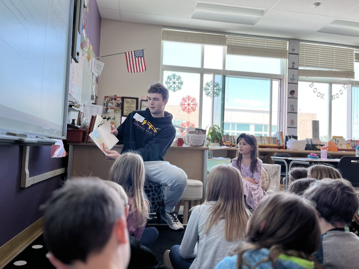 Mrs. Walz tweet media