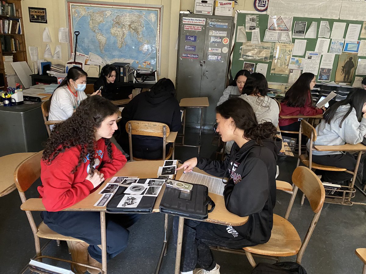In pairs and trios, students assigned themselves roles of reader and organizer. When one student was reading, the other was organizing pictures in chronological order. Then, students switched roles!! <a href="/WTCRams/">ClarkeHS</a> #greathappenshere #clarkehs #coldwarunit