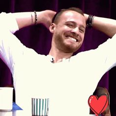 eadasri's tweet photo. Viendo en cada capi a Kerem🤭 ❤❤❤❤
#SCKGranFinal
EdSerPorSiempre https://t.co/scTJsMT9BZ